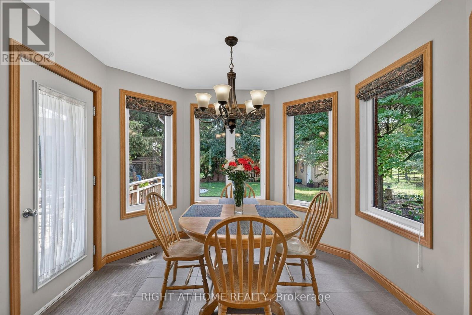 47 ROBINSON LANE - Image 13