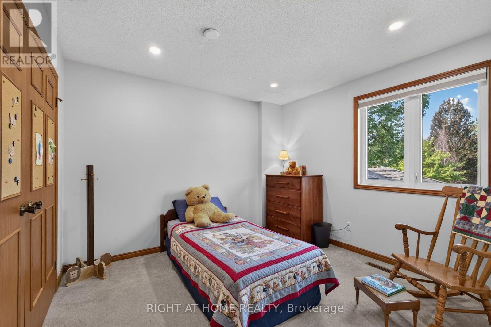 47 ROBINSON LANE - Image 26