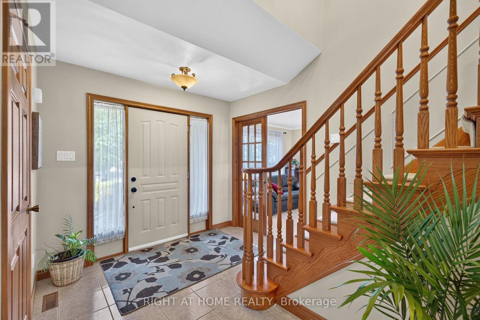47 ROBINSON LANE - Image 4
