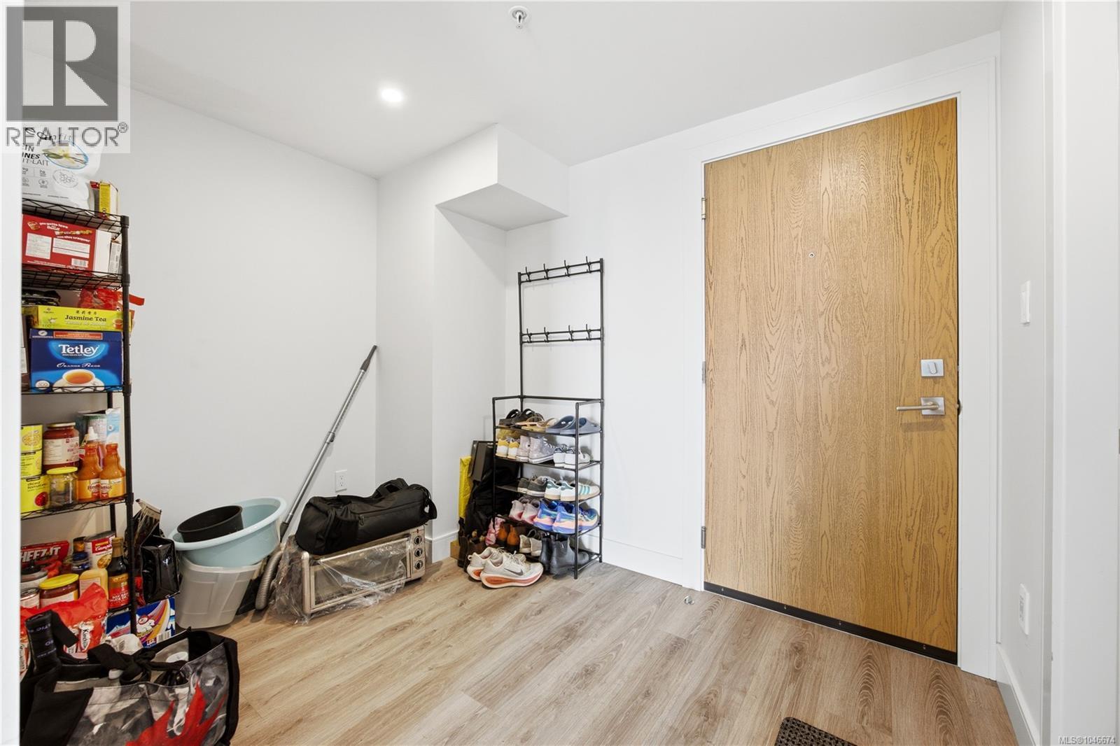 #503 119 Haliburton St - Image 19