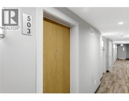 Entrance - 503 119 Haliburton St, Nanaimo, BC V9R4V9 Photo 6