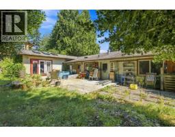 177 Pratt Road, Gibsons, BC V0N1V3 Photo 21