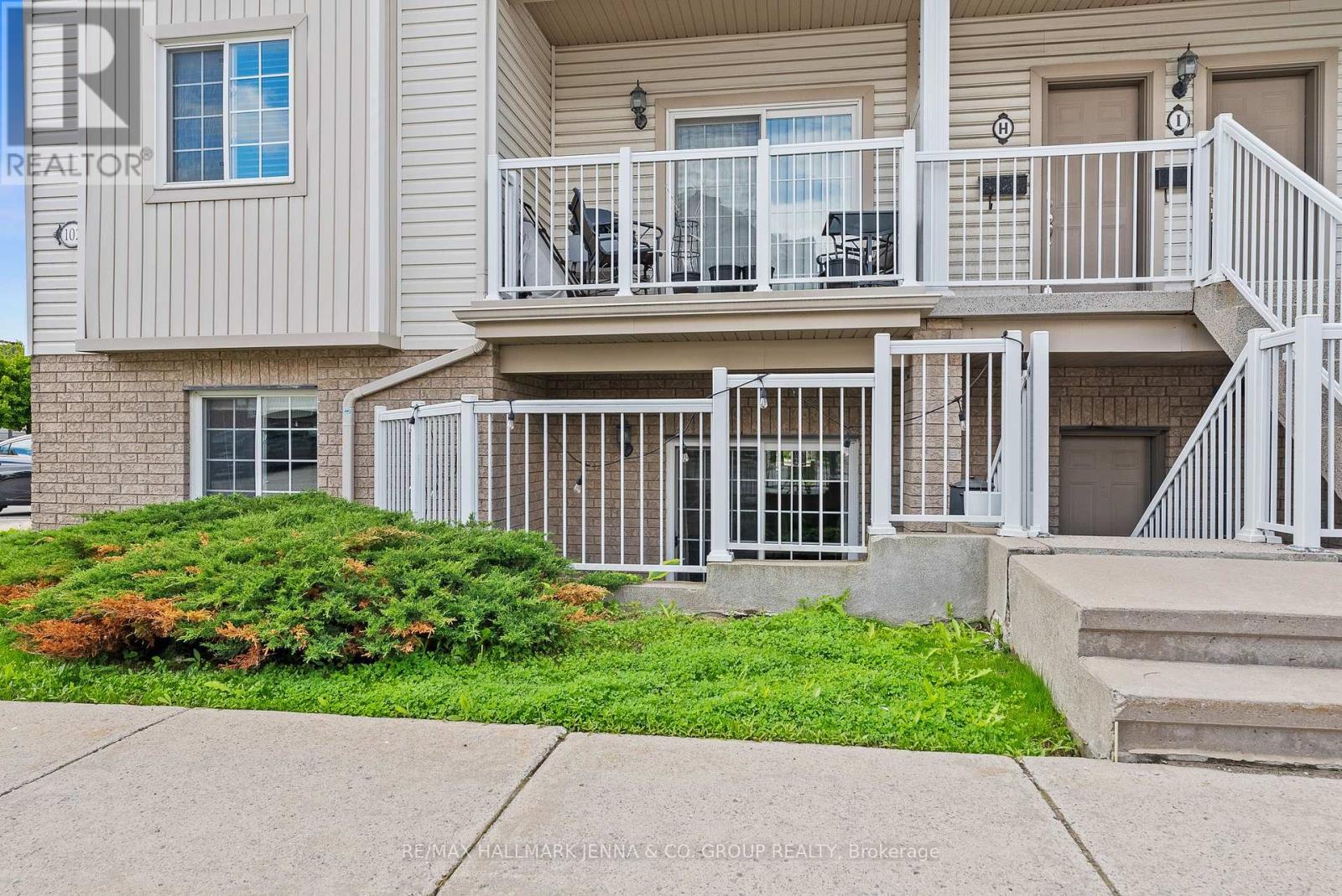2 Bed, 1 Bath House for Sale in Ottawa – G – 102 ARTESA PRIVATE, Ottawa – MLS# X13683958 - Image 25