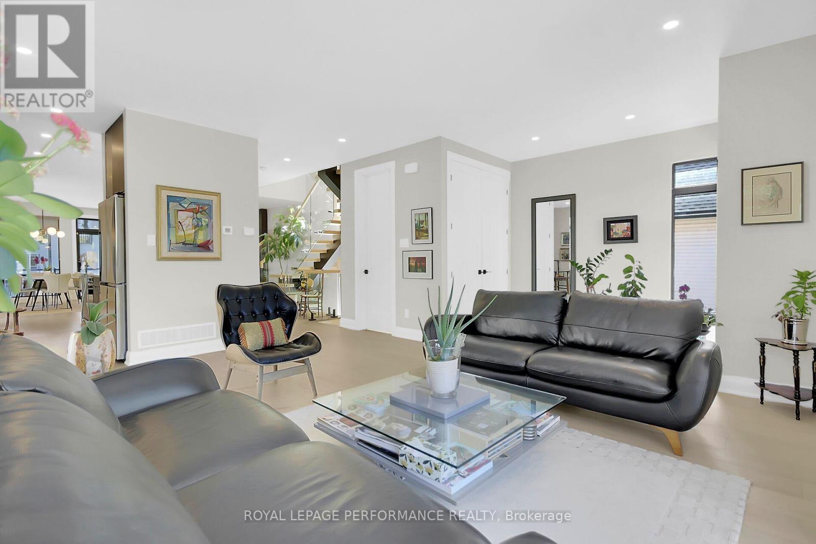 525 Edison Avenue