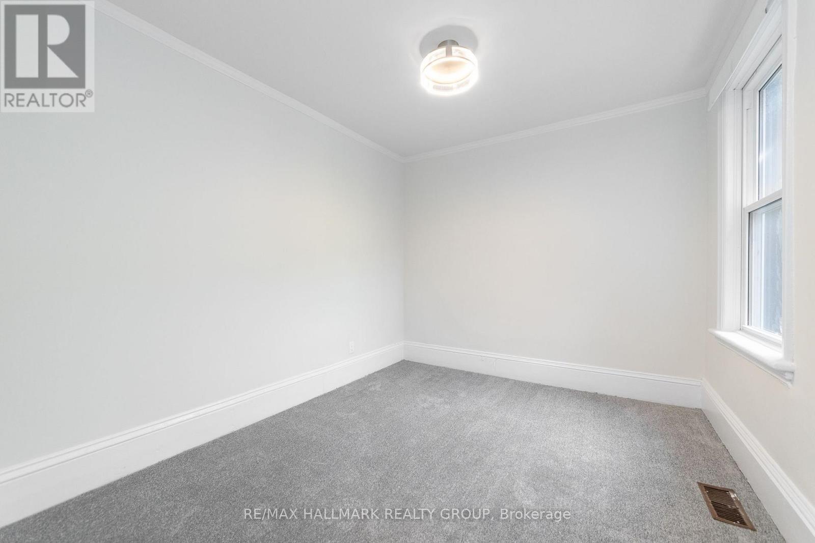 2 Bed, 1 Bath Multi-Family for Rent in Ottawa – UNIT A – 127 HENDERSON AVENUE, Ottawa – MLS# X13684068 - Image 13