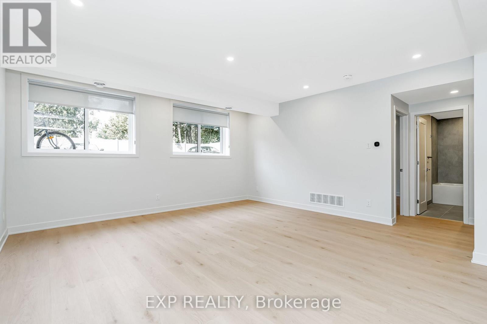 2 Bed, 1 Bath Multi-Family for Rent in Ottawa – 2 – 1267 SUMMERVILLE AVENUE, Ottawa – MLS# X13684148 - Image 13