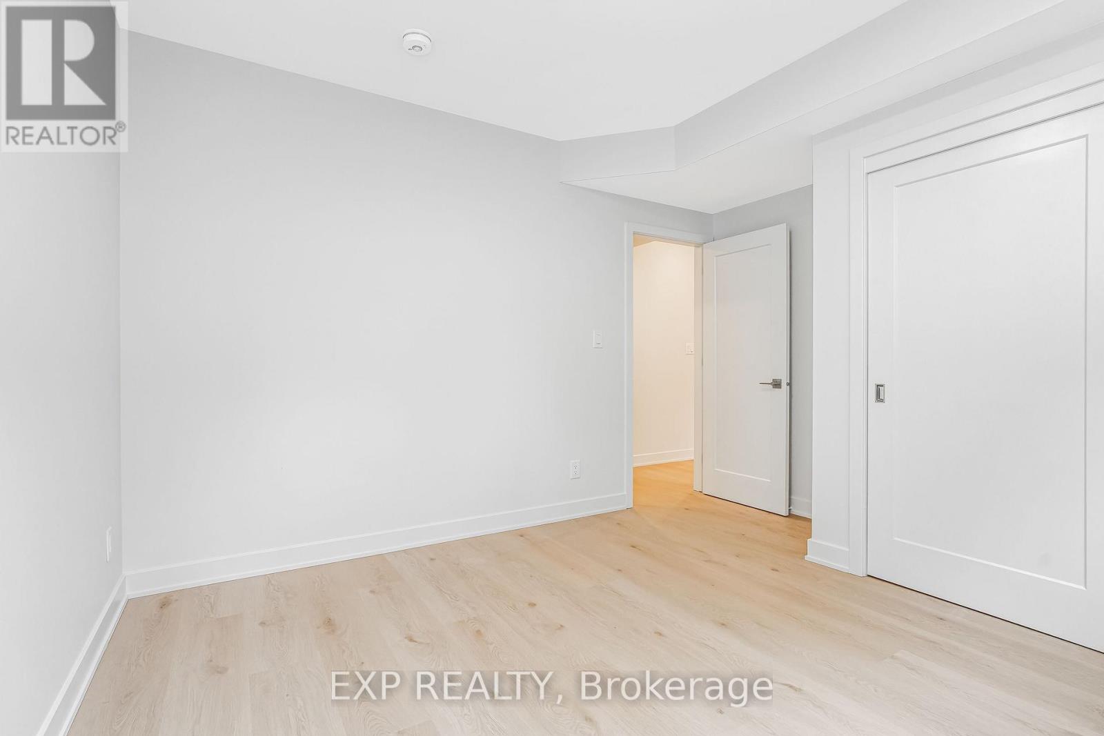 2 Bed, 1 Bath Multi-Family for Rent in Ottawa – 2 – 1267 SUMMERVILLE AVENUE, Ottawa – MLS# X13684148 - Image 17