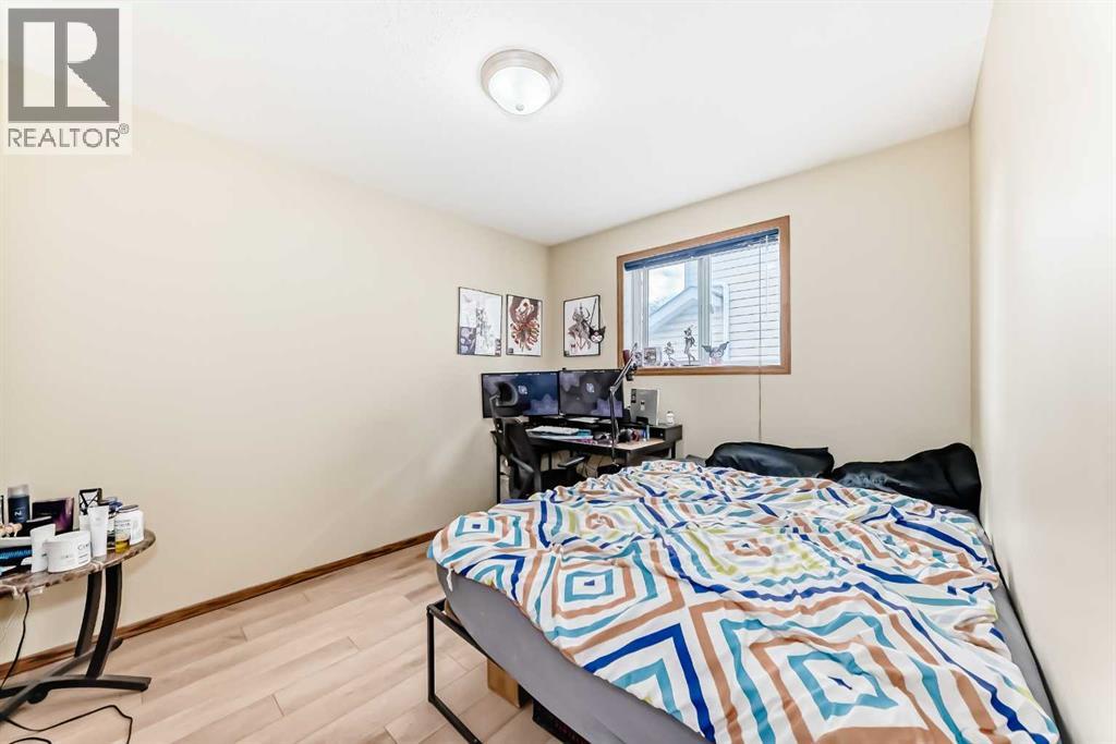 30 Covehaven View NE - 18