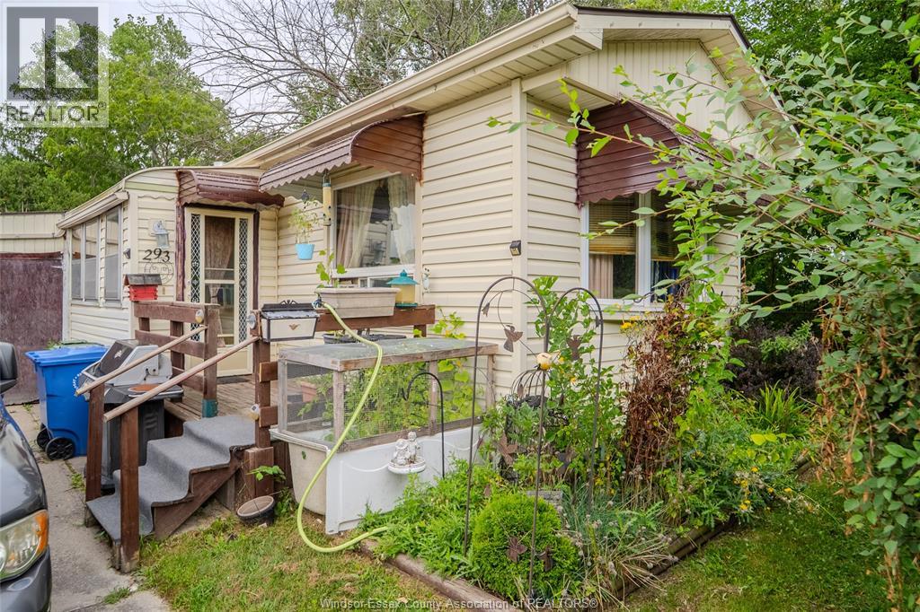 293 Forest PLACE - 2