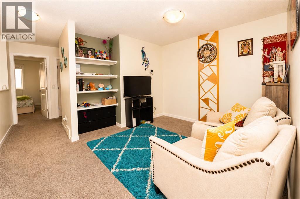 146 Skyview Point Crescent NE - 19