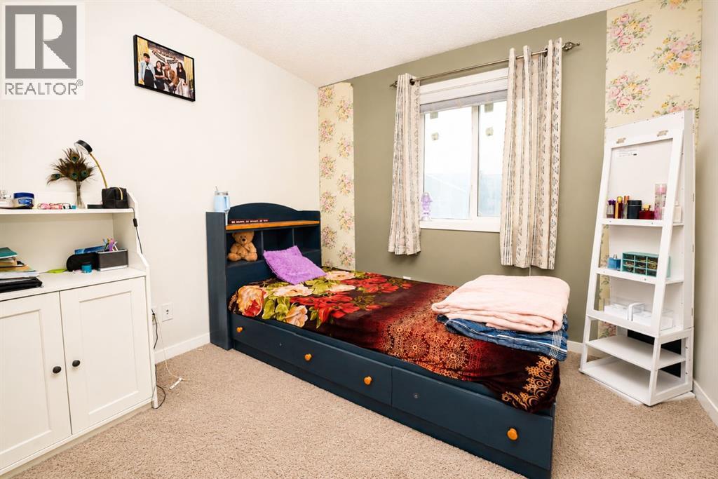 146 Skyview Point Crescent NE - 27