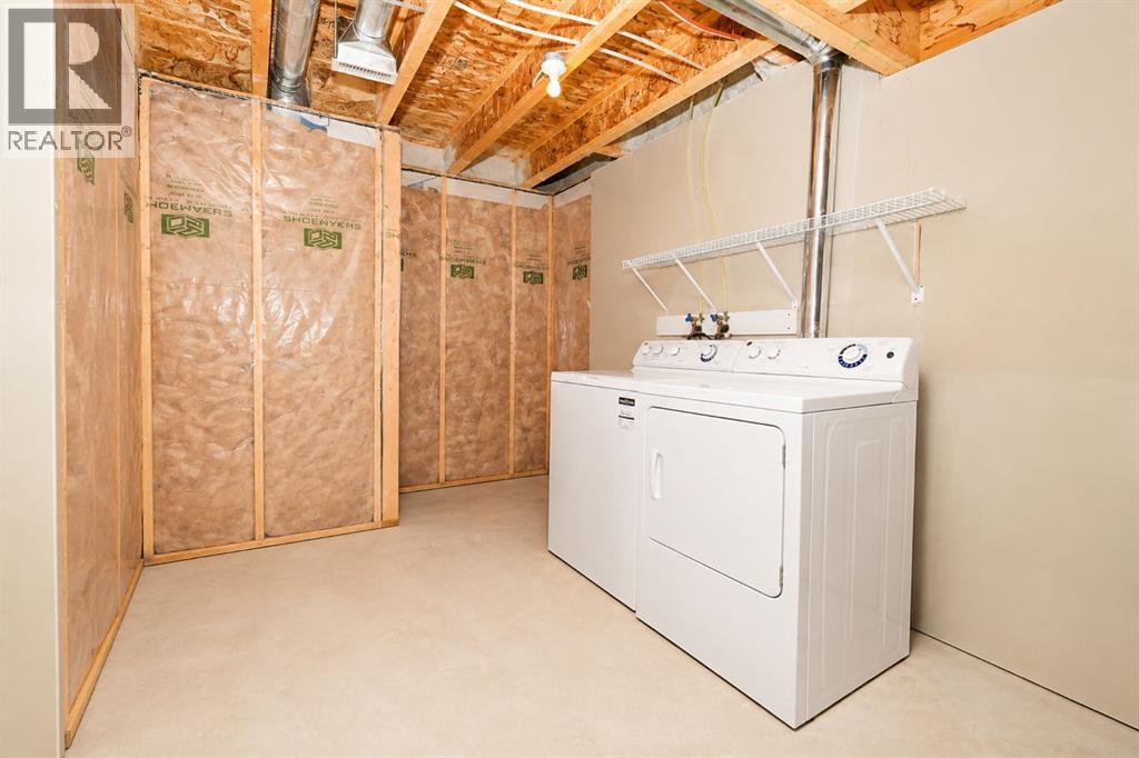 146 Skyview Point Crescent NE - 35