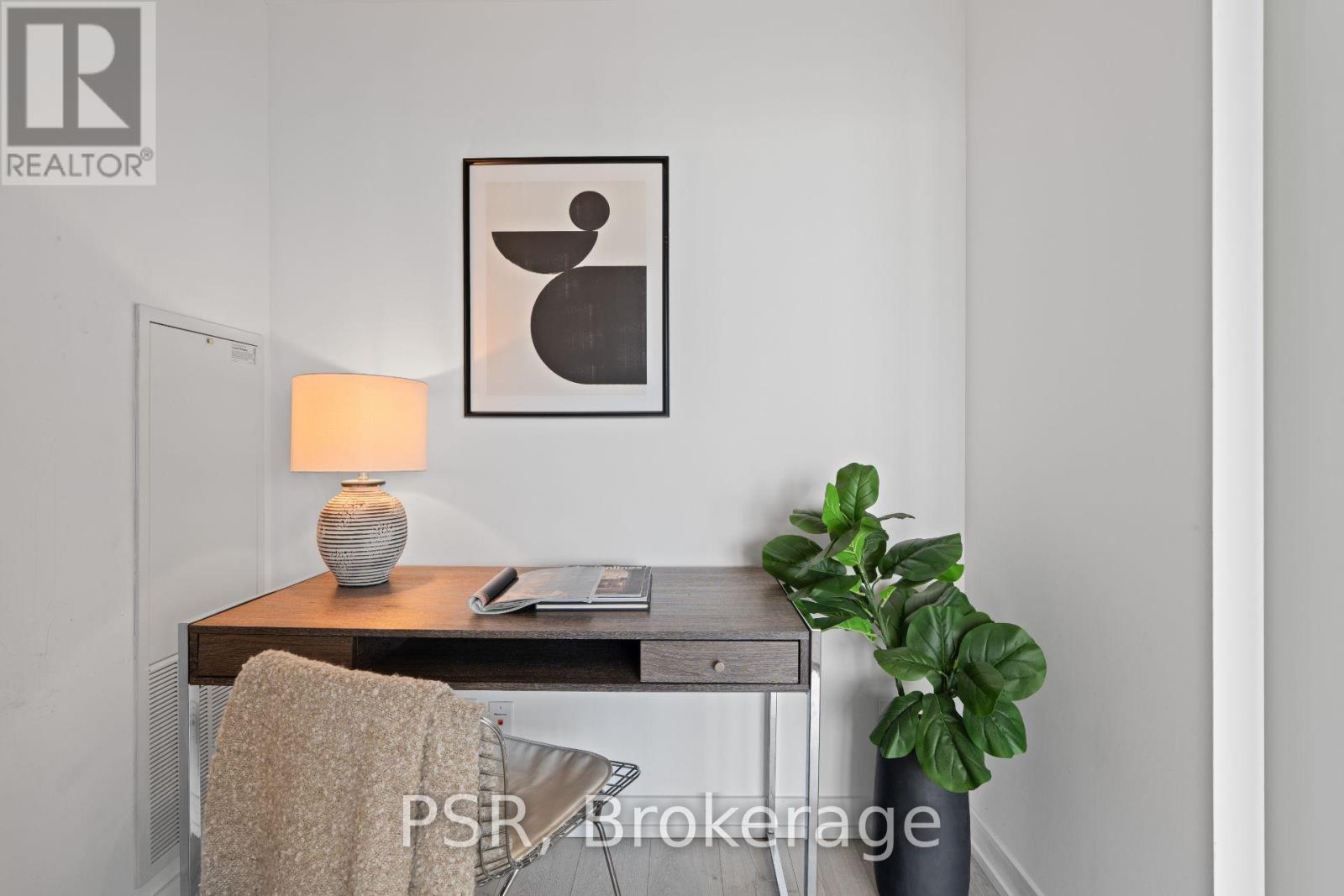 #2601 161 ROEHAMPTON AVENUE - 17