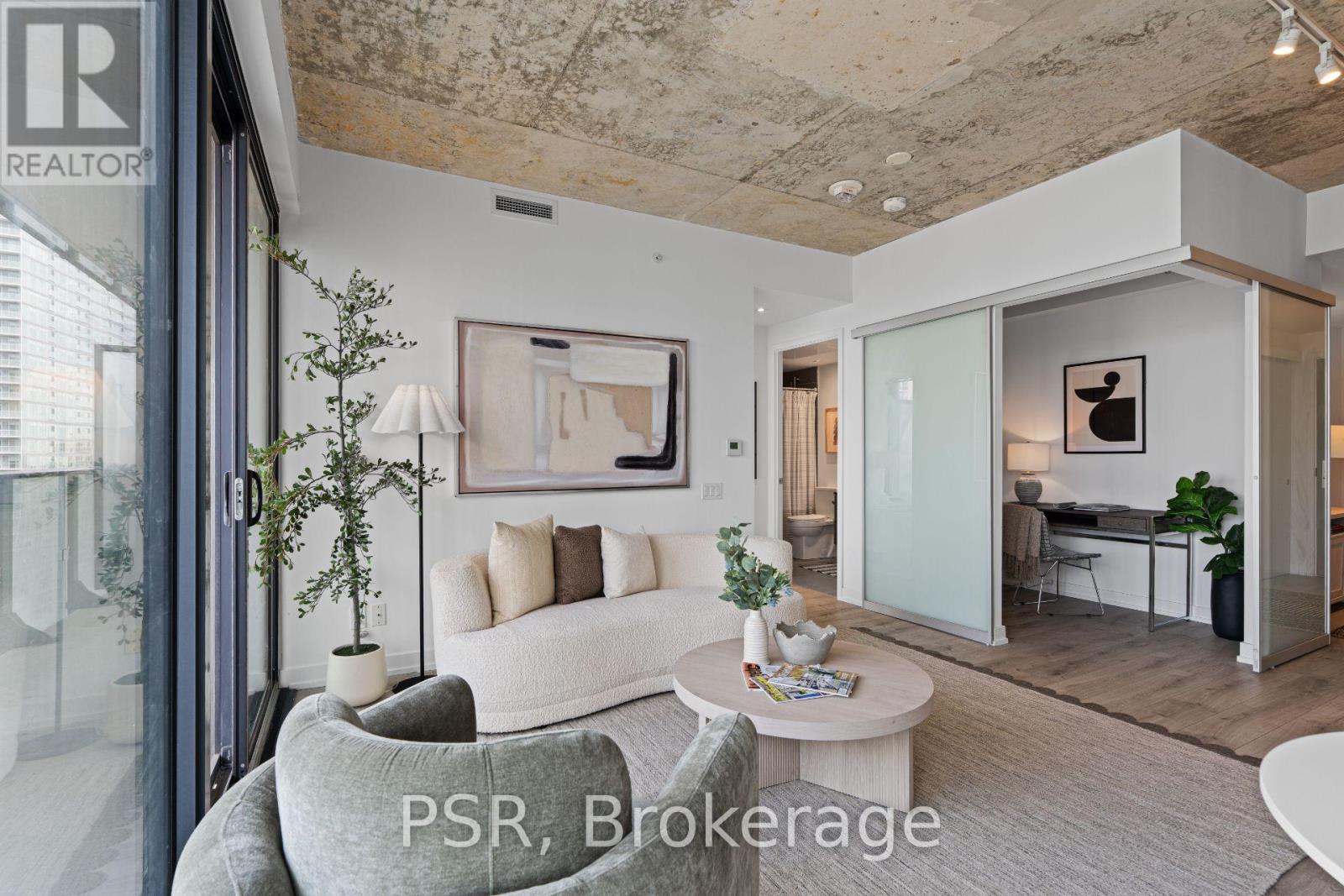 #2601 161 ROEHAMPTON AVENUE - 4