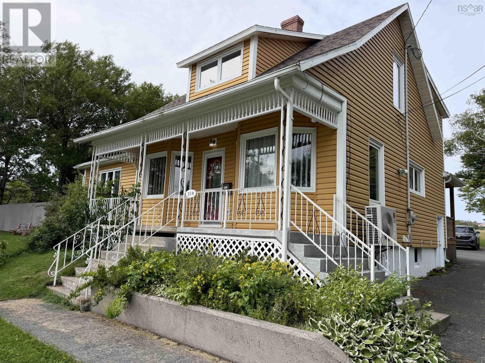 219 Dominion Street - 48