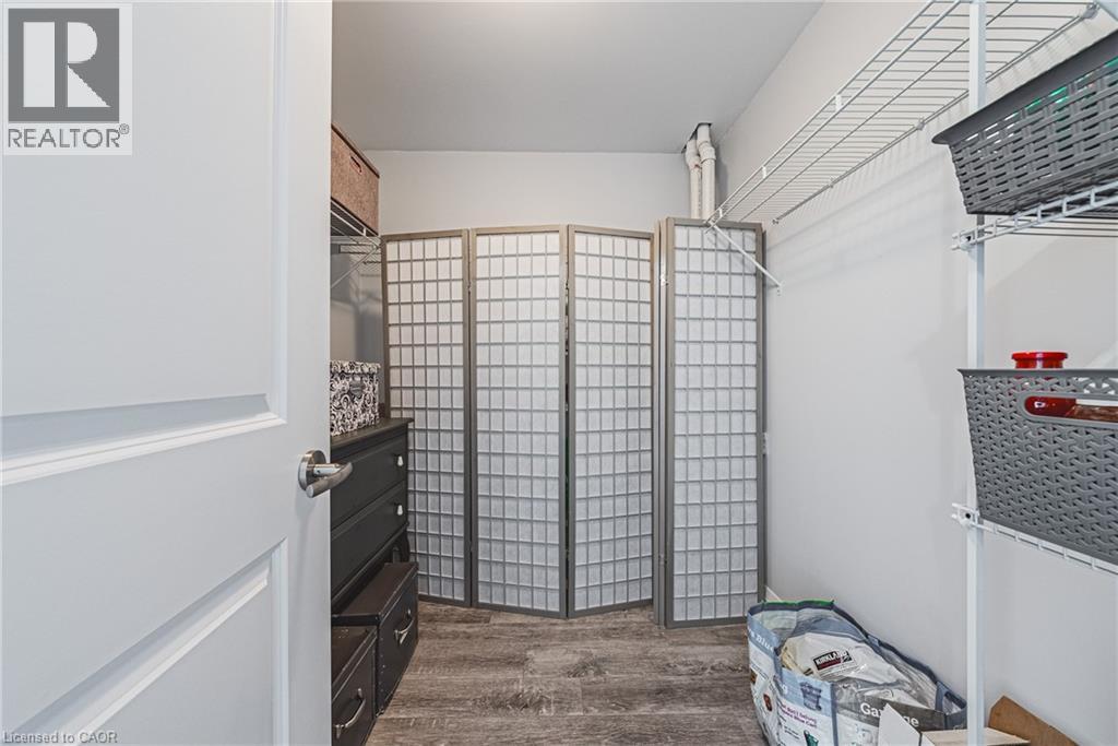 #317 1 REDFERN Avenue - 15