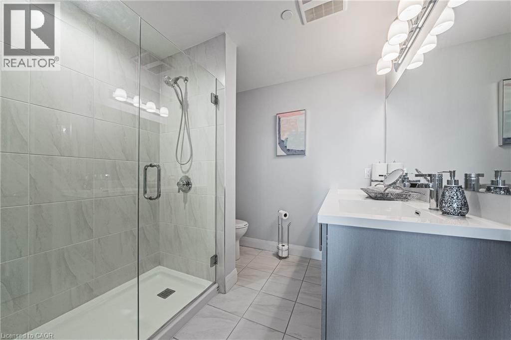 #317 1 REDFERN Avenue - Image 12