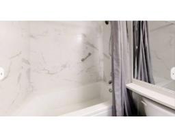 305 15268 105 Avenue, Surrey, BC V3R0W8 Photo 6