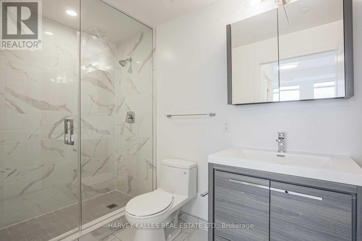 #713 18 ROUGE VALLEY DRIVE W - 14