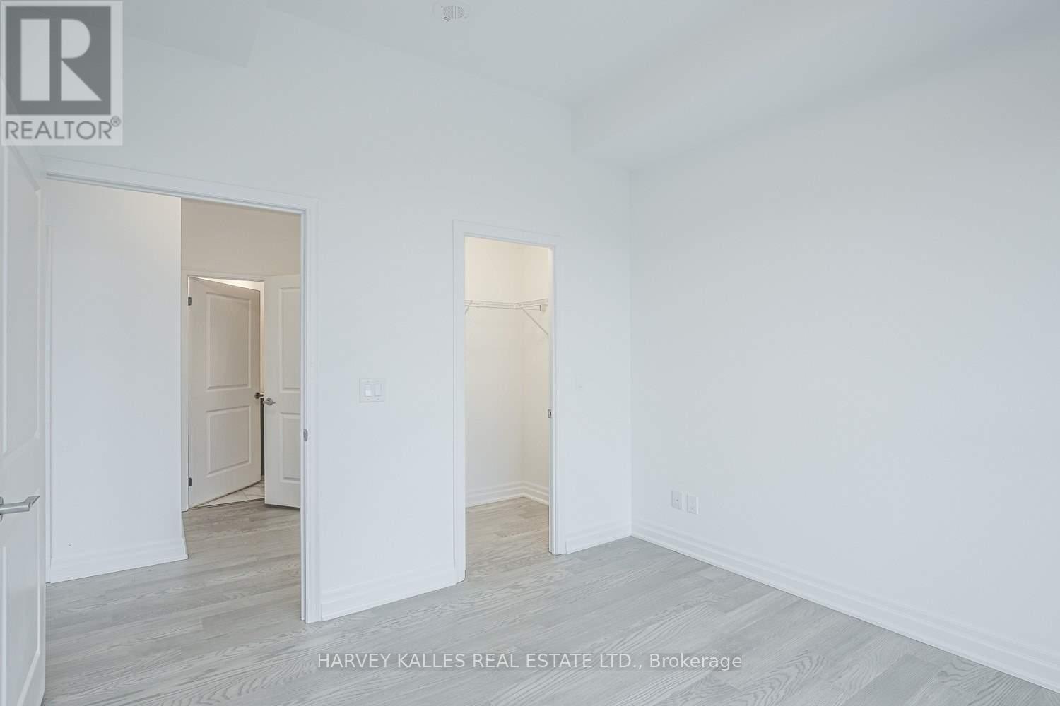 #713 18 ROUGE VALLEY DRIVE W - 18