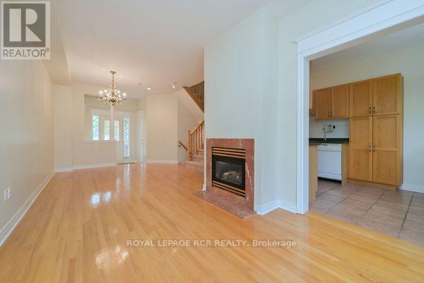 251 DENISE CIRCLE - 9