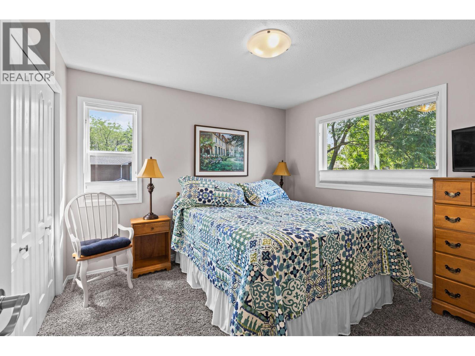 #11 535 Glenmeadows Road - 23