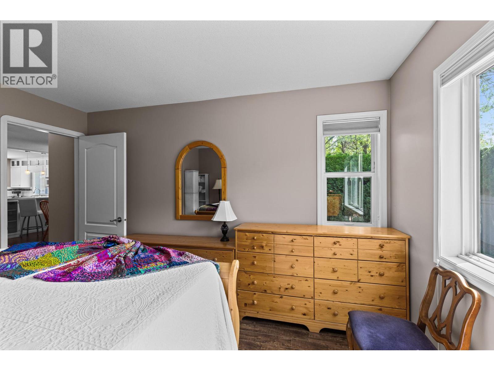 #11 535 Glenmeadows Road - 18