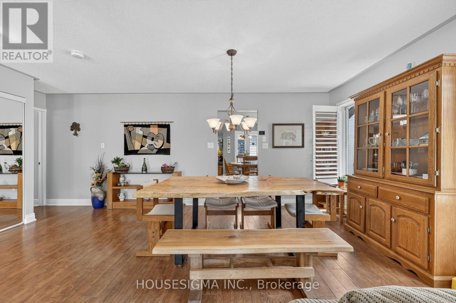 123 FERNBROOK DRIVE - Image 19