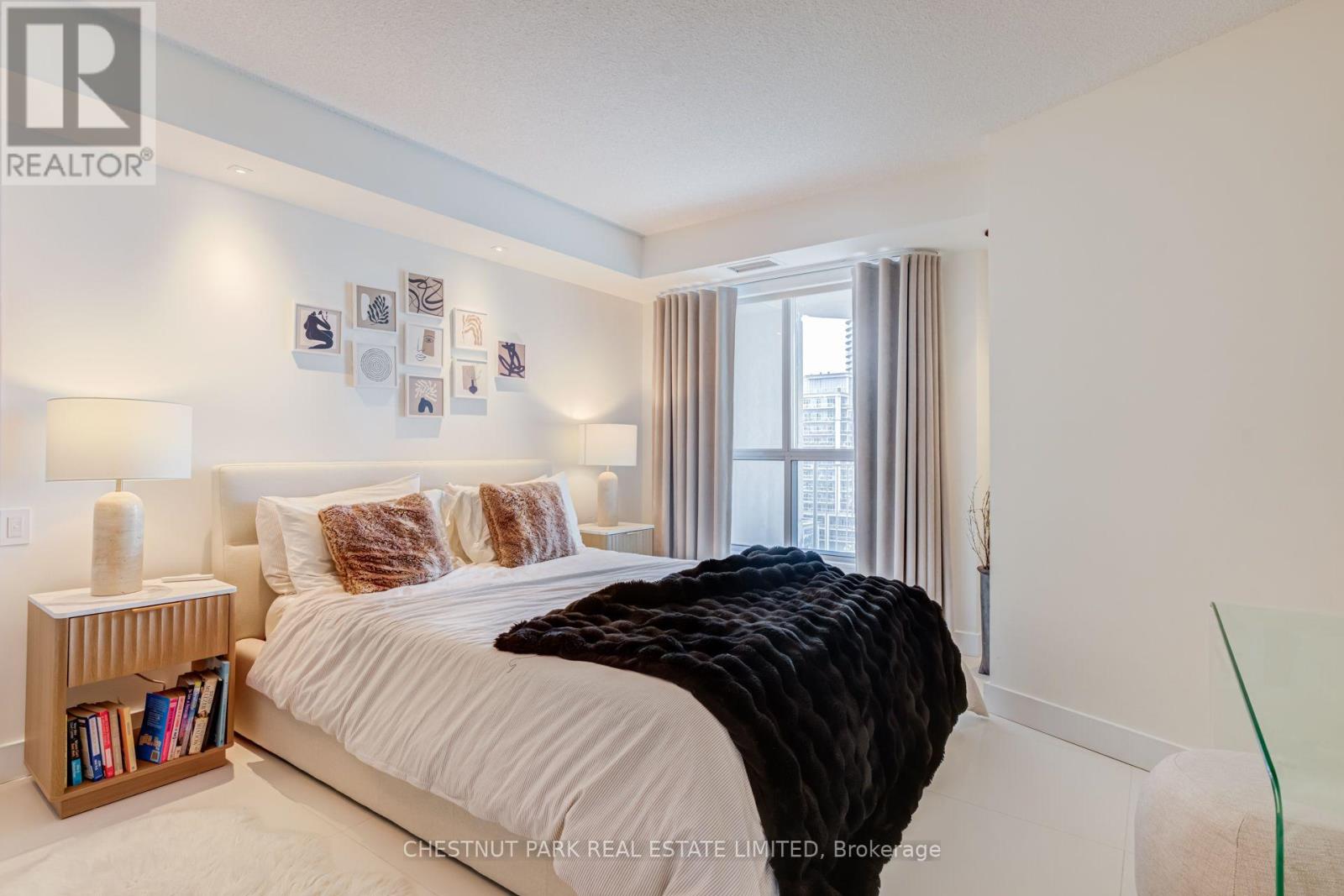 #1208 2111 LAKE SHORE BOULEVARD W - 24