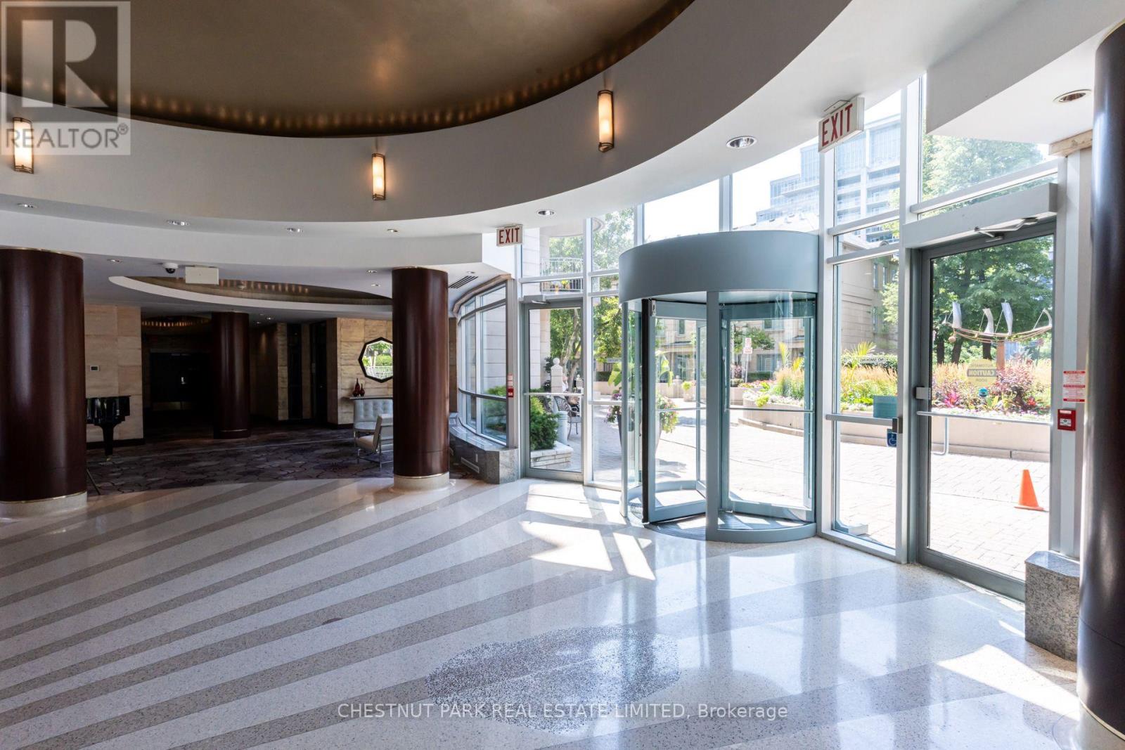 #1208 2111 LAKE SHORE BOULEVARD W - Image 29