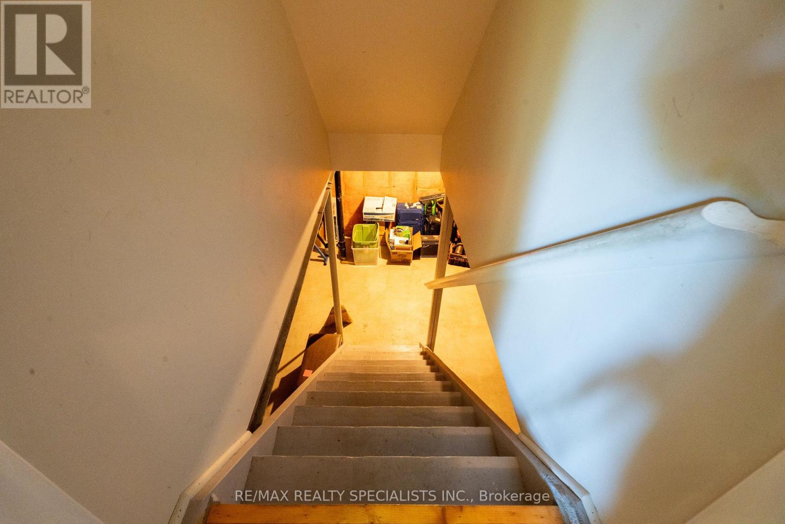 8 RIVER VIEW DRIVE - Image 35