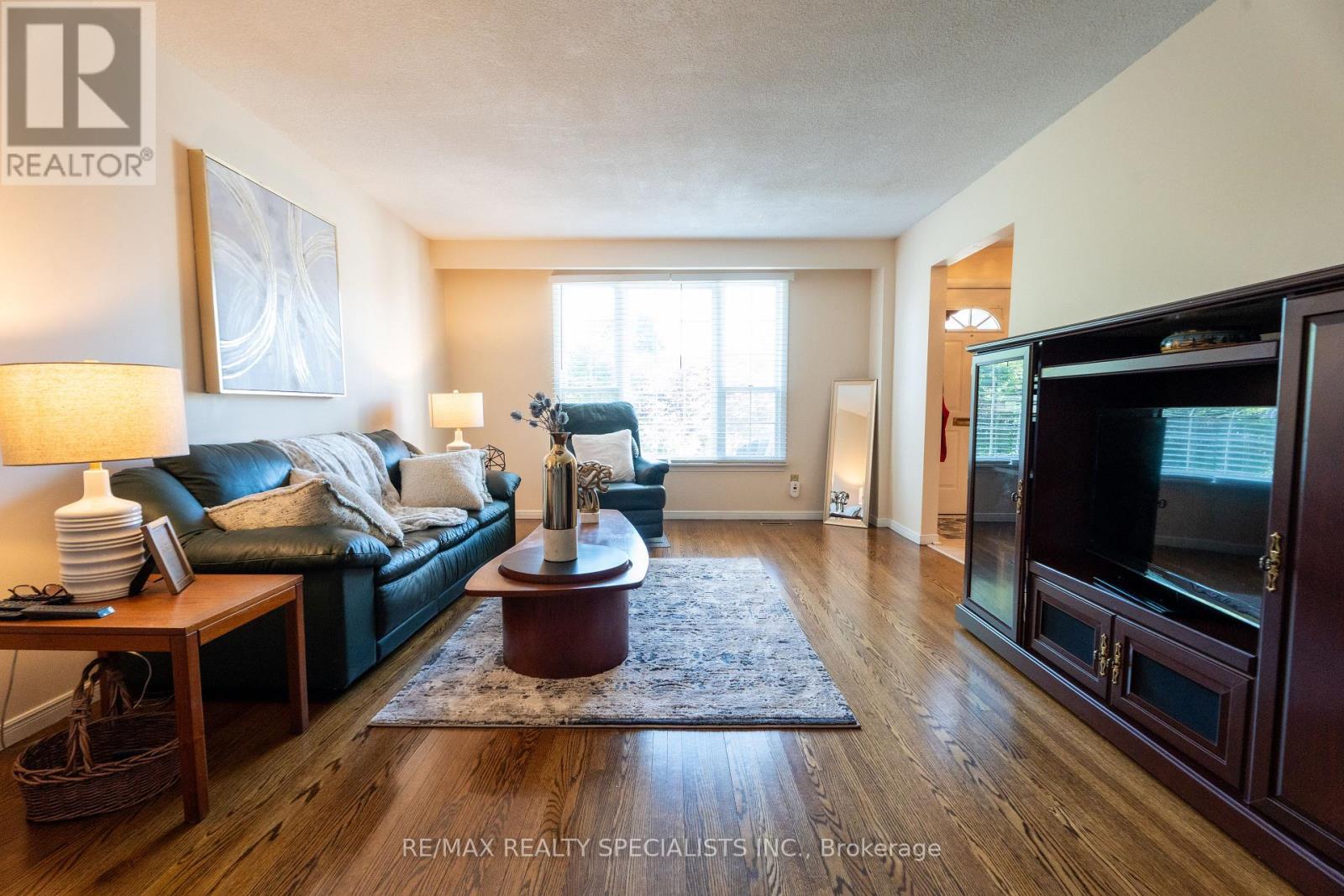 8 RIVER VIEW DRIVE - 9