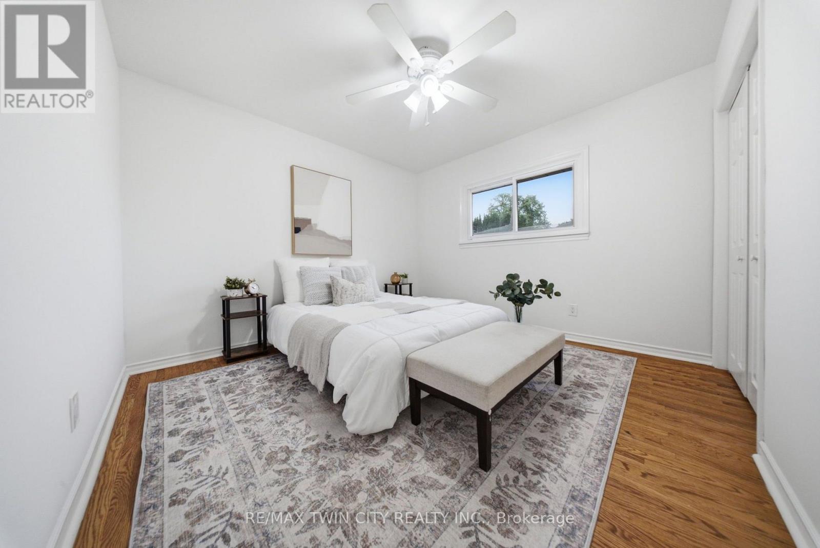 2 FRONTENAC AVENUE - Image 15