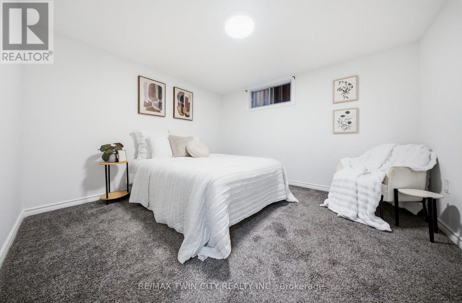 2 FRONTENAC AVENUE - Image 23