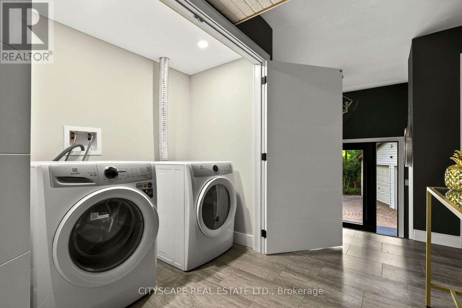5 FIRELANE 14B ROAD - 19