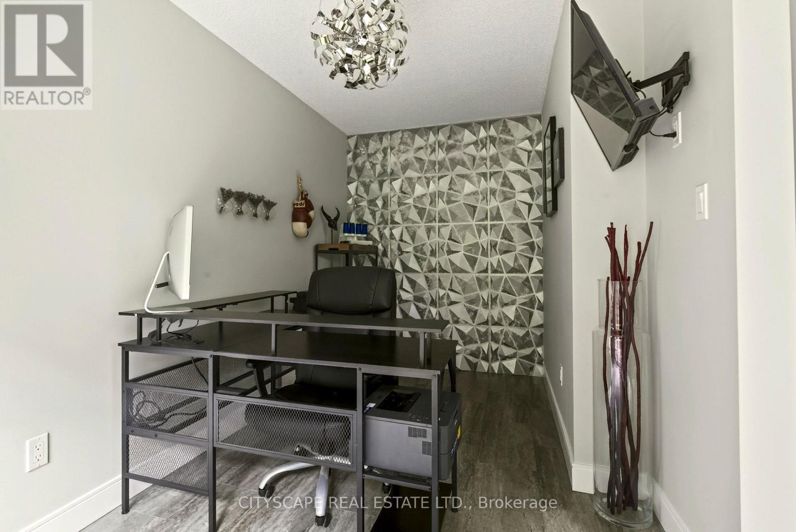 5 FIRELANE 14B ROAD - 17