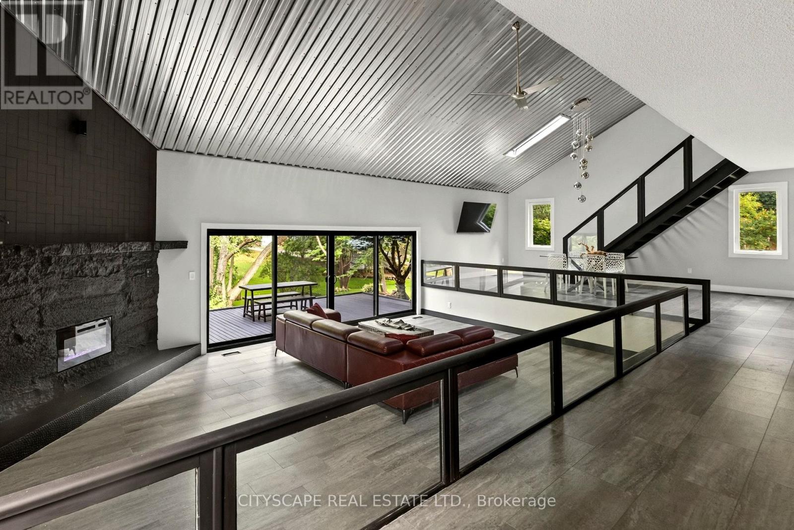 5 FIRELANE 14B ROAD - 6