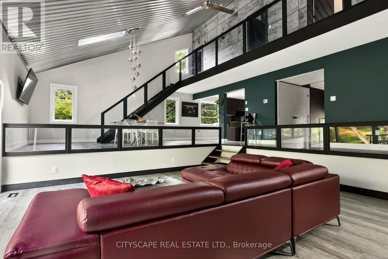 5 FIRELANE 14B ROAD - 9