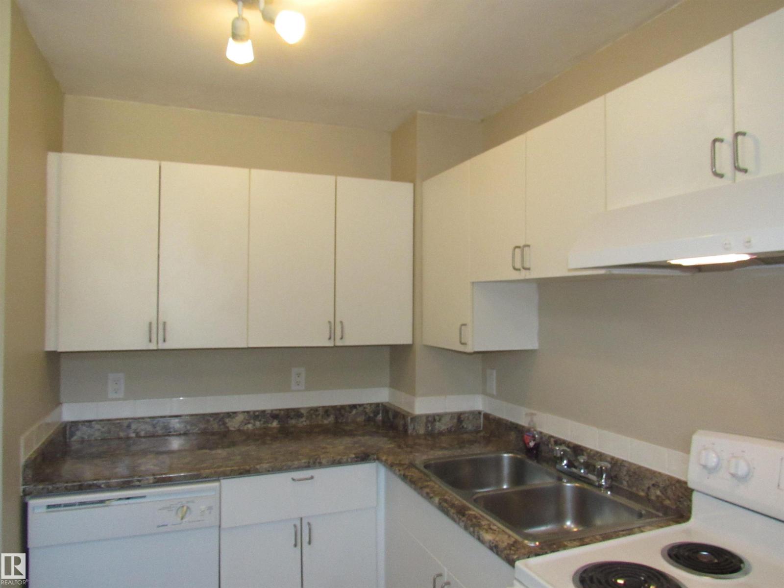 1692 37 ST NW - 10