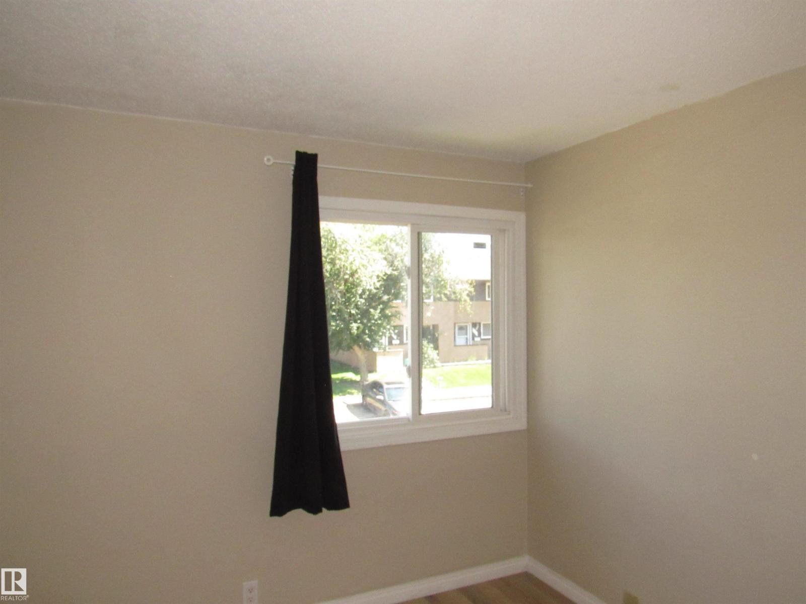1692 37 ST NW - Image 22