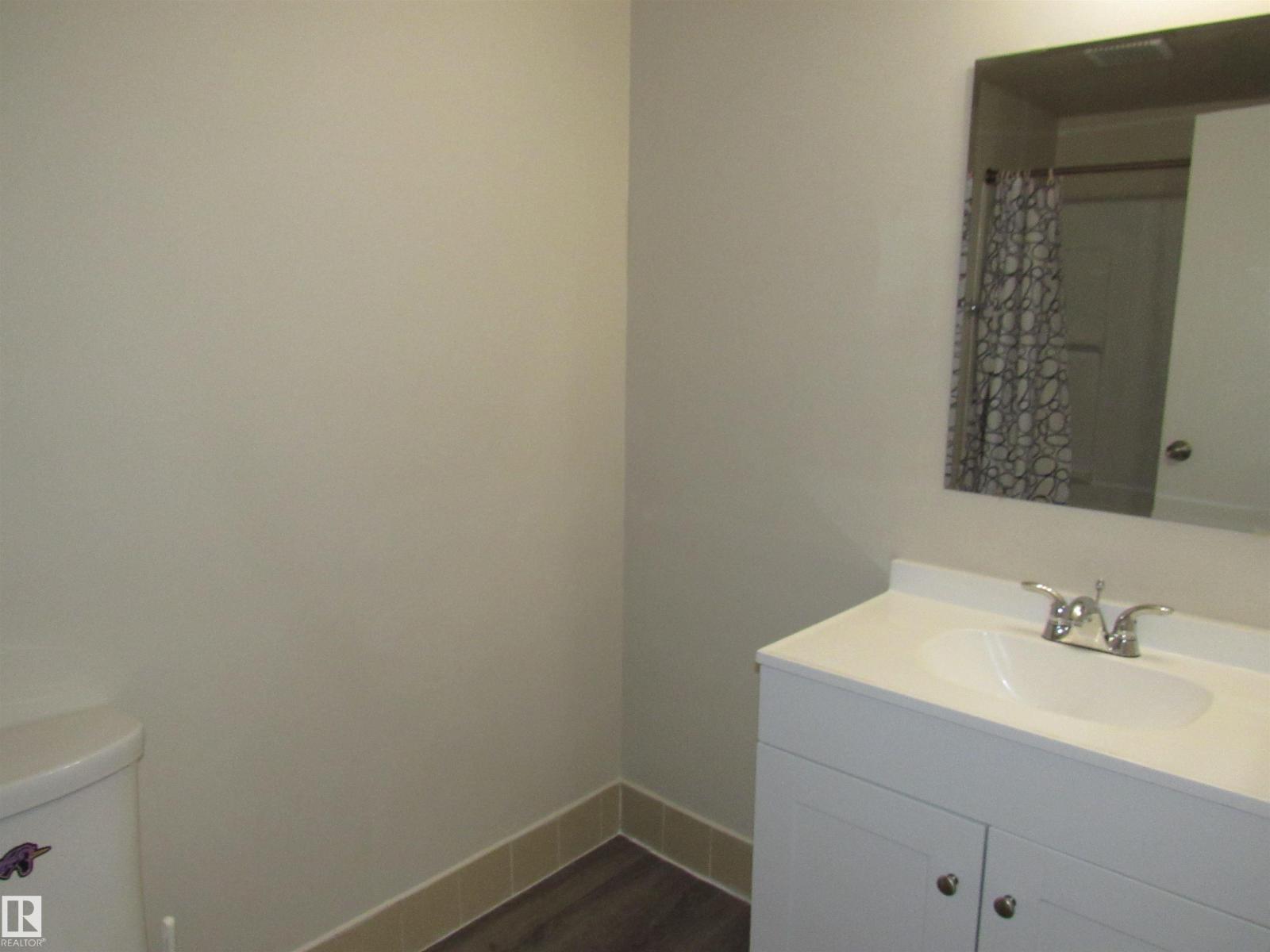1692 37 ST NW - Image 25