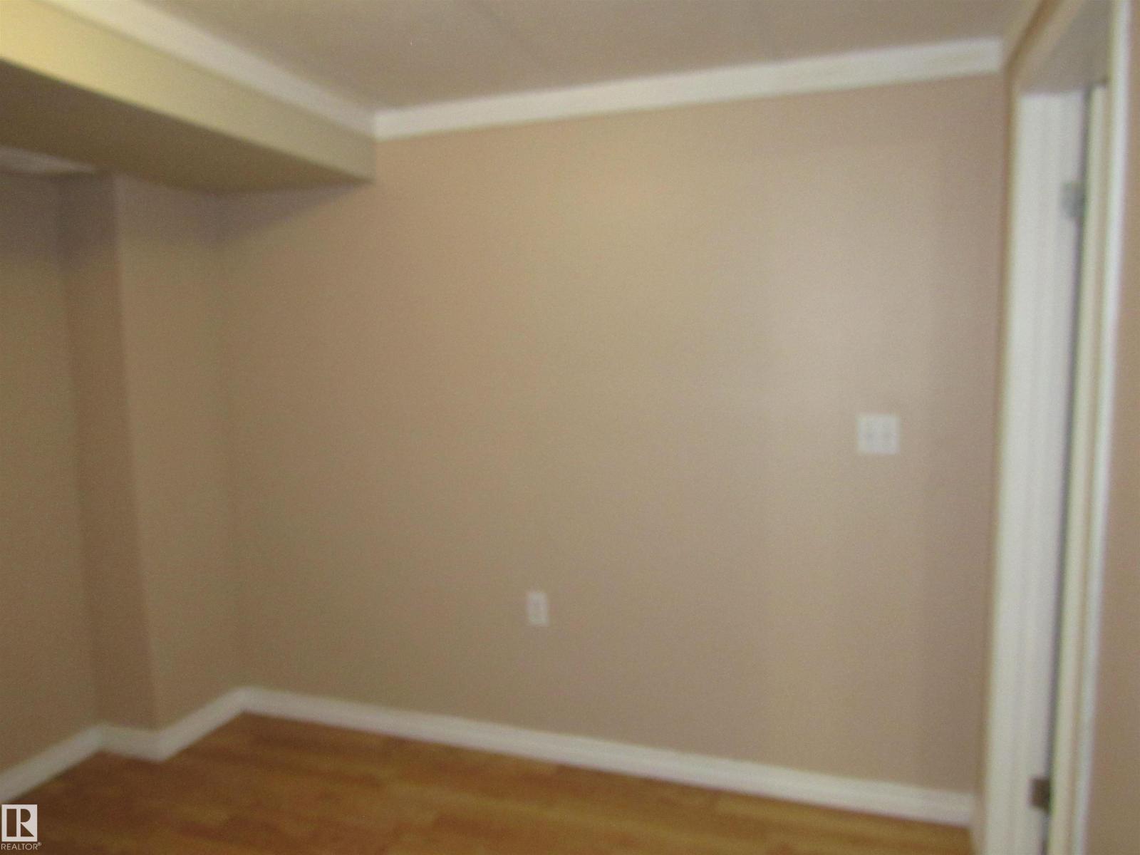 1692 37 ST NW - Image 28