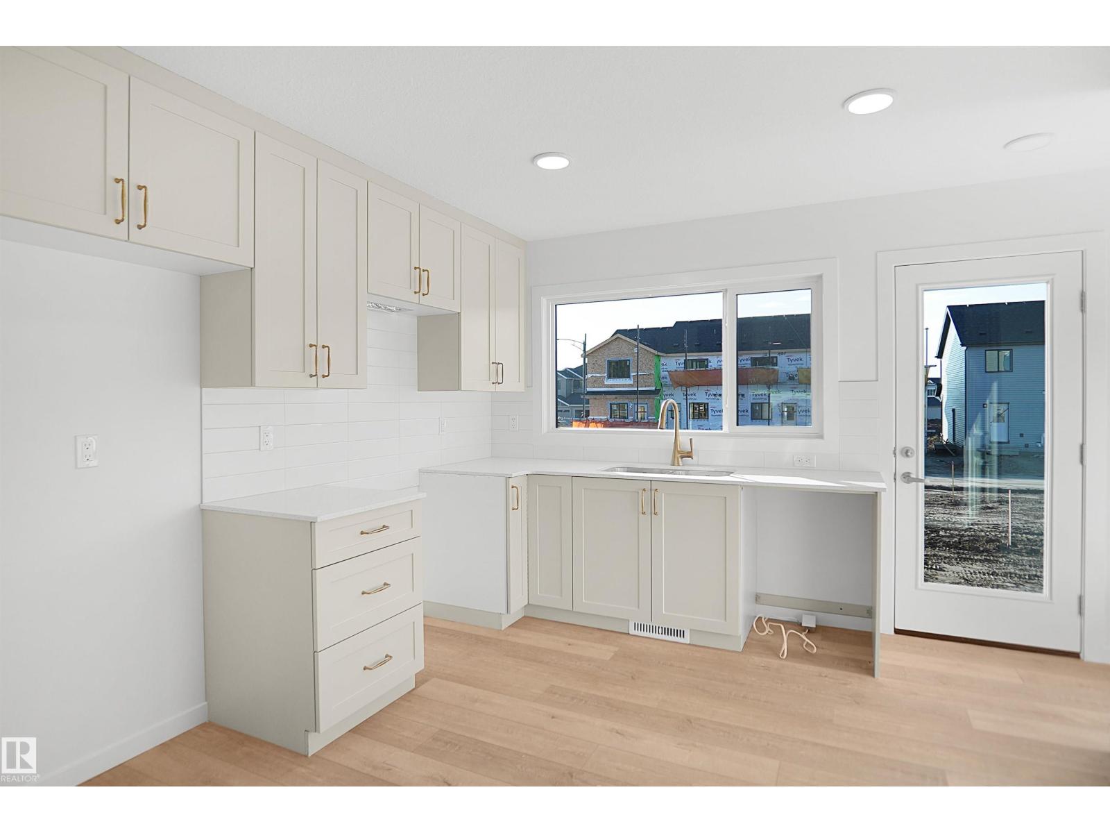 1316 9 ST NW - 11