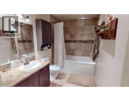 910 5th Ave Avenue, Invermere, BC V0A1K0 Photo 14