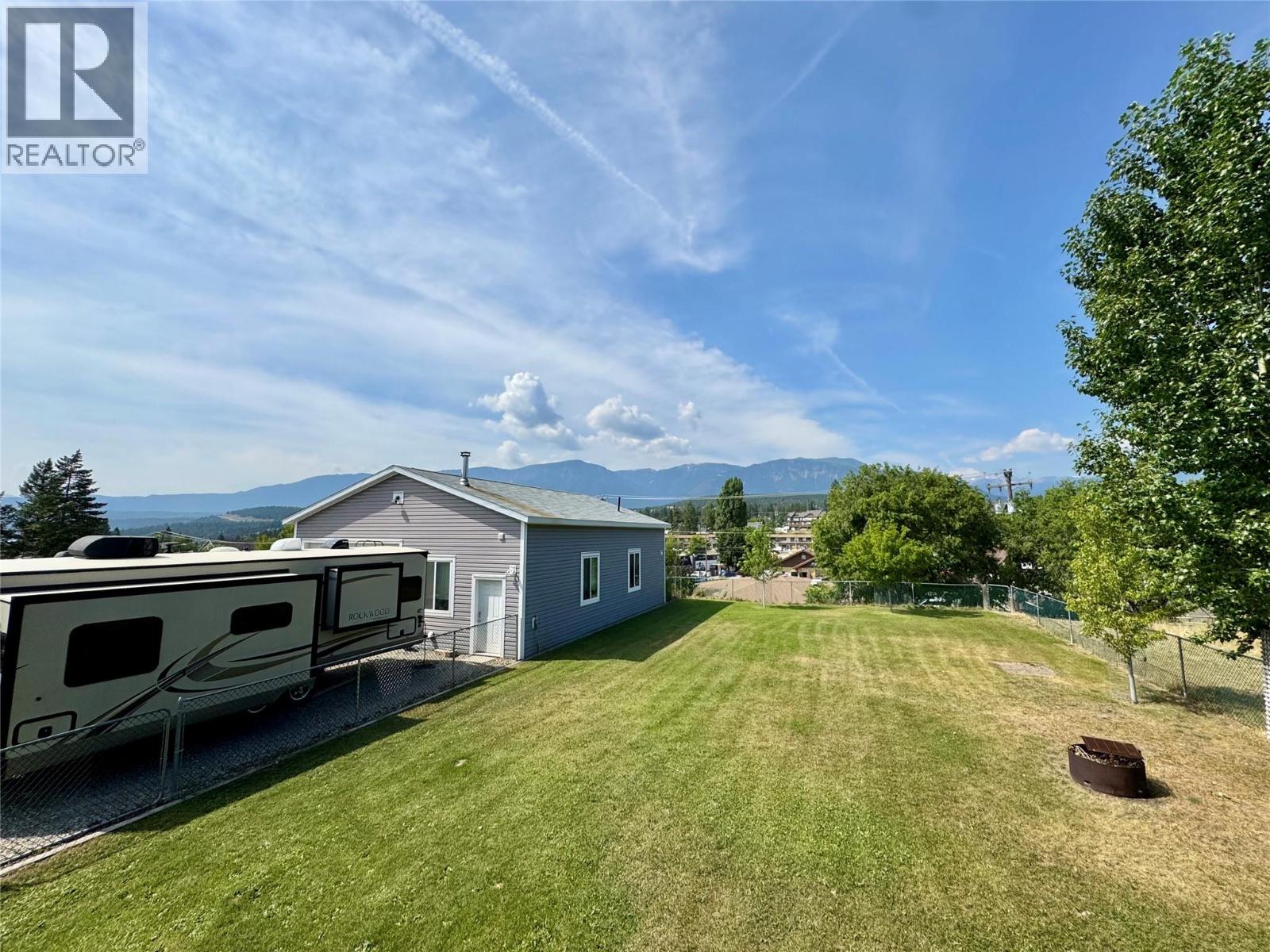 910 5th Ave Avenue - Image 29