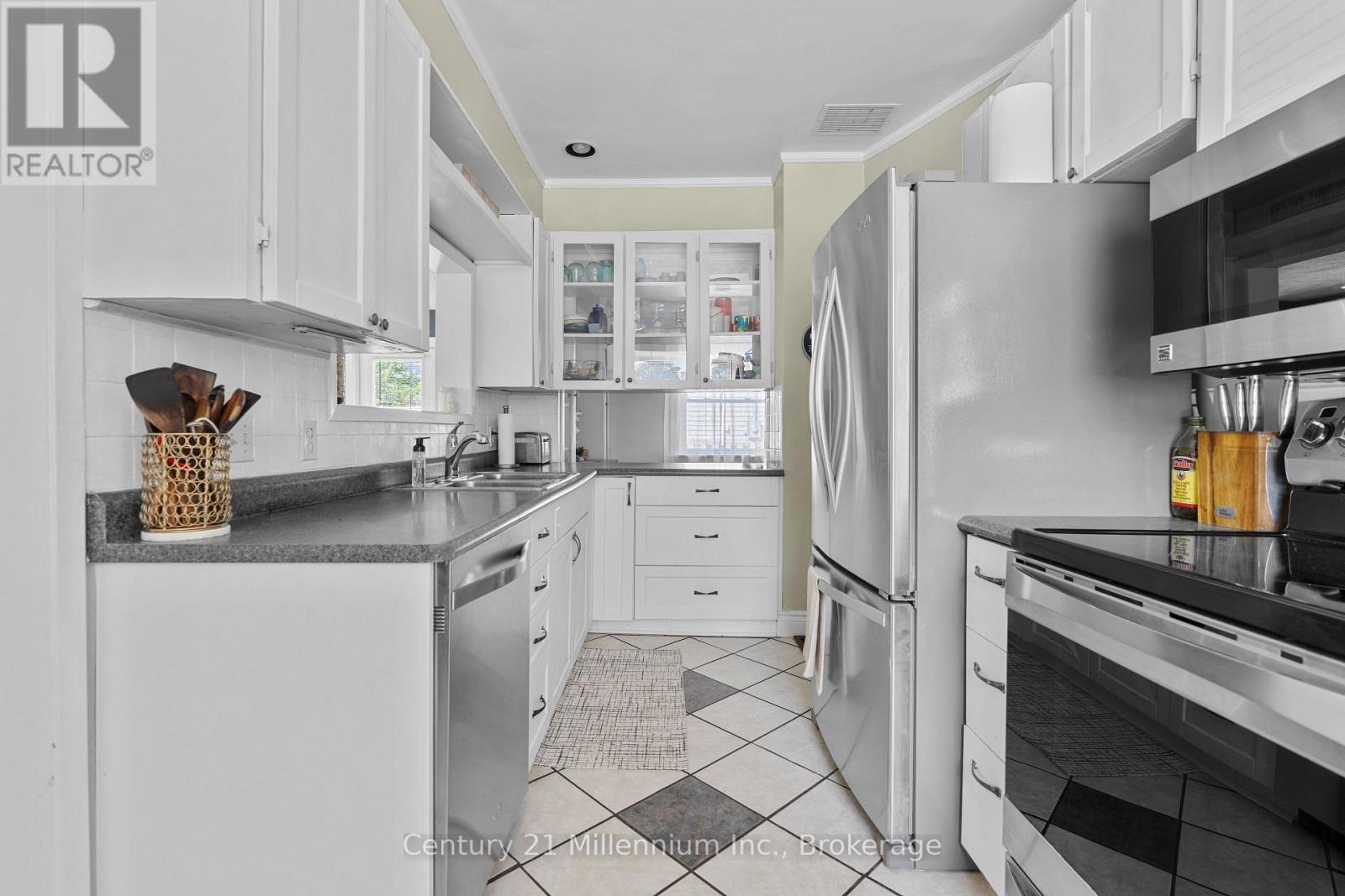1712 5TH AVENUE W - Image 13