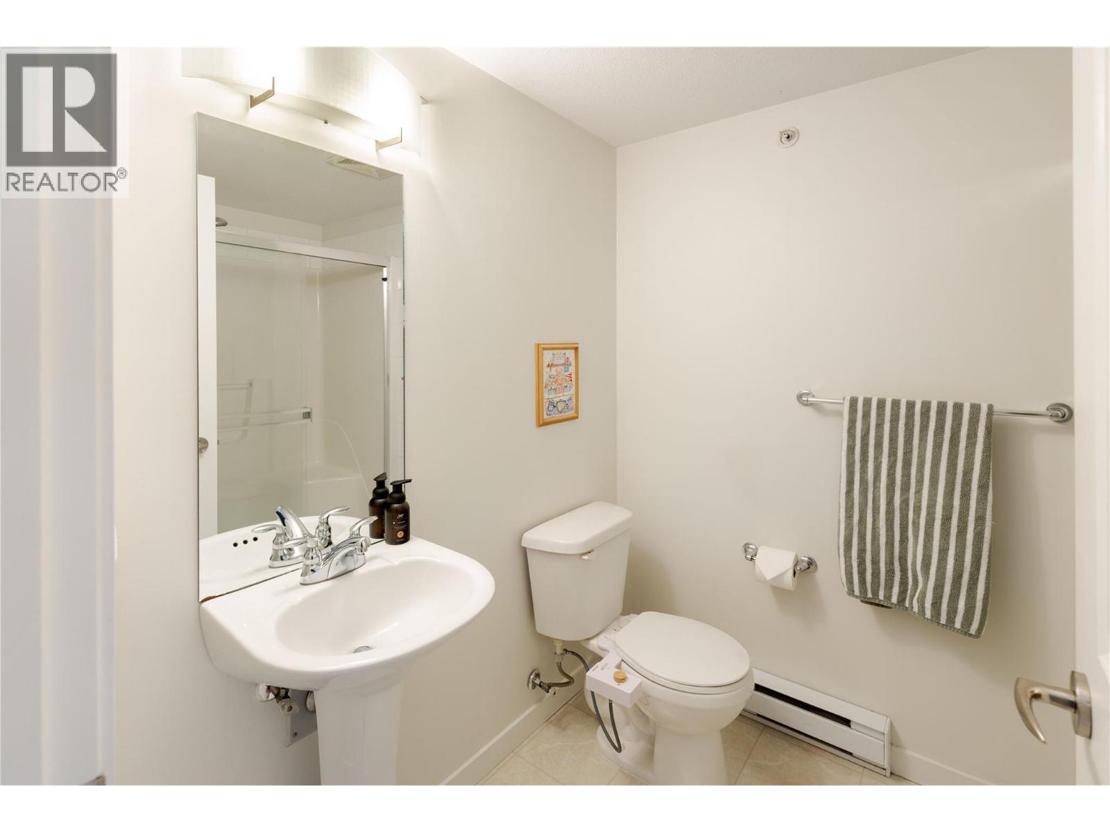 #405 551 Yates Road - 17