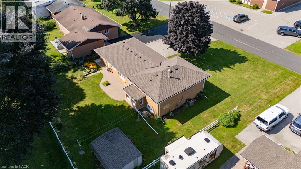 12 GLENDALE Crescent - Image 35