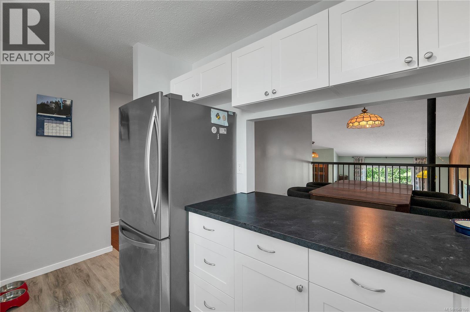 503 Nimpkish Dr - 10
