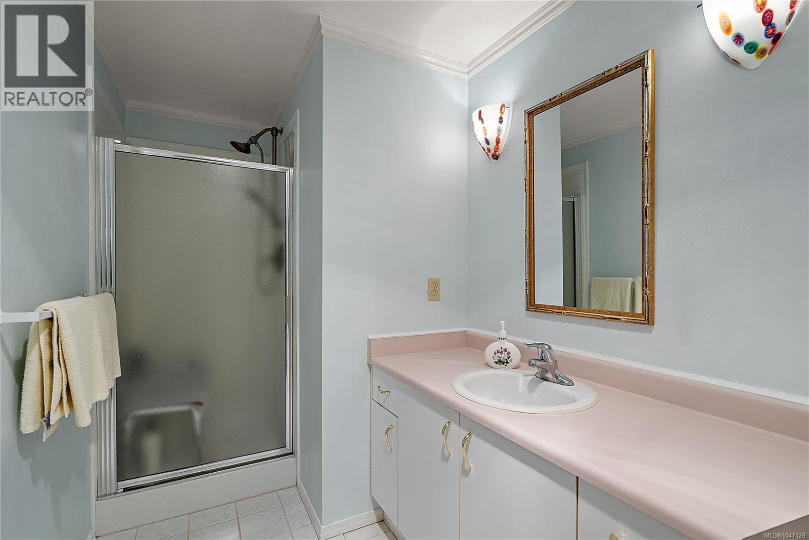 #5 909 Admirals Rd - Image 22